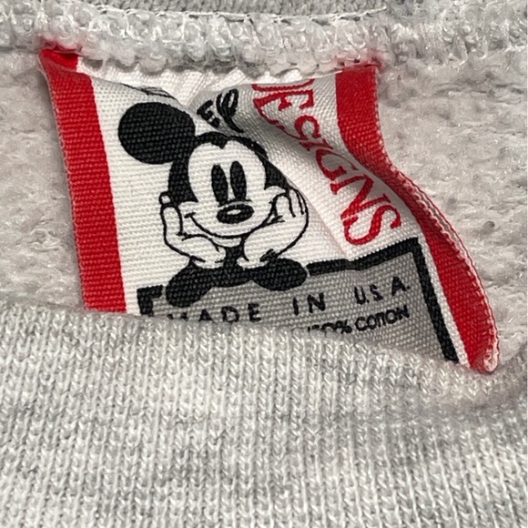 Vintage Mickey Mouse Disney Design Large Gray Sweatshirt Sweater USA Made - Picture 4 of 8